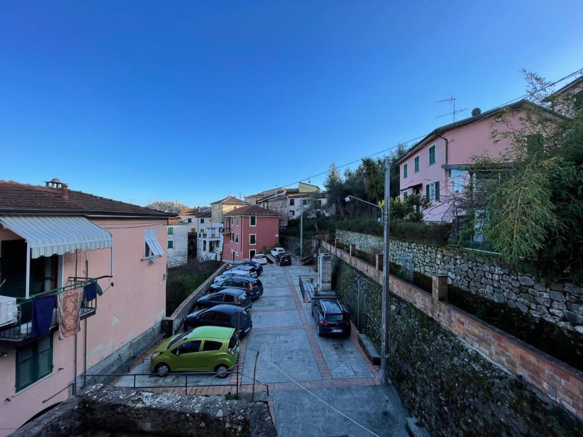Tra Alpi Apuane E Cinque Terre.. Casetta Renata! Valeriano Lunense Exterior photo